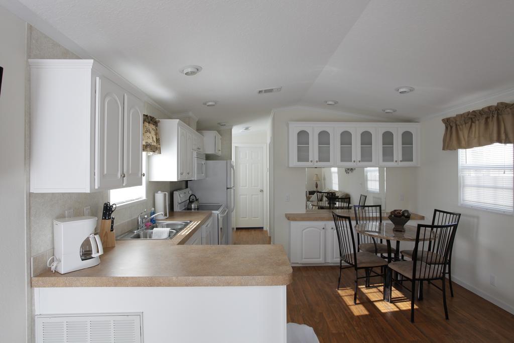 كيسيمي Sherwood Forest Cottage 3 المظهر الخارجي الصورة