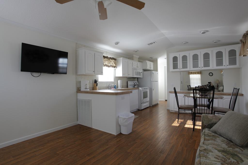كيسيمي Sherwood Forest Cottage 3 المظهر الخارجي الصورة